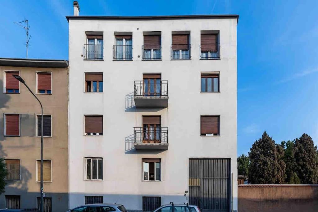 Dynamic Suite In Milan Exterior photo